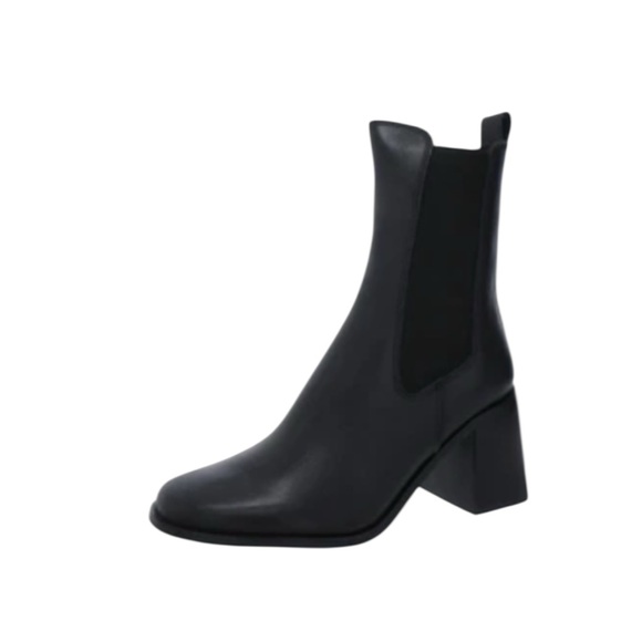 Steve Madden Shoes - NWT Steve Madden Sleek Black Ankle Booties size 10M